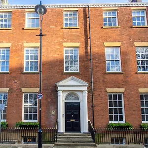 Apartment Velvet - 10 Park Square East, Leeds (West Yorkshire)